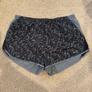 Nike Women's Athletic Shorts in Black and Gray